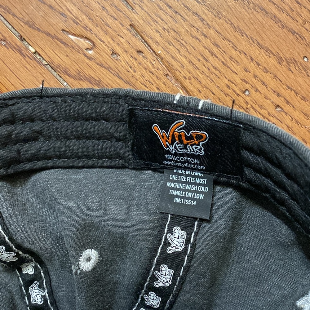 Gray Distressed Cap With Lake Patch - image 4